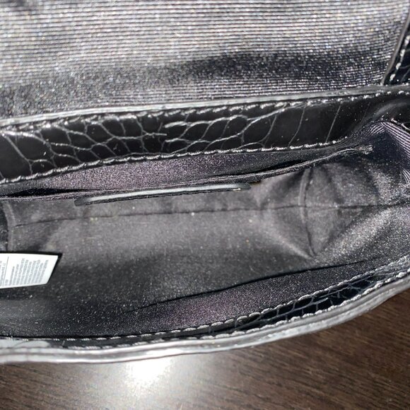 Banana Republic Croco Embossed Crossbody Bag - Picture 6 of 6